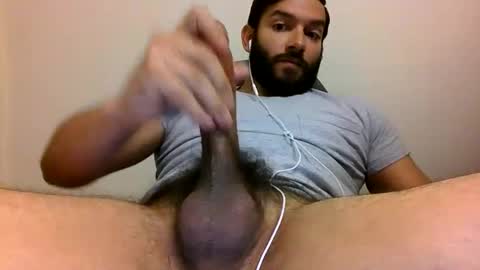 Snapshot of slhendyman chatting on January 9, 2025, 3:23 pm slhendyman online show from January 9, 2025, 3:23 pm