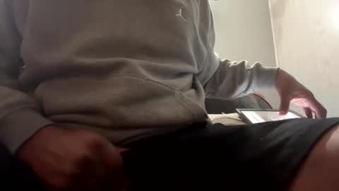 Snapshot of slick2285 chatting on October 21, 2025, 7:42 am slick2285 online show from October 21, 2025, 7:42 am