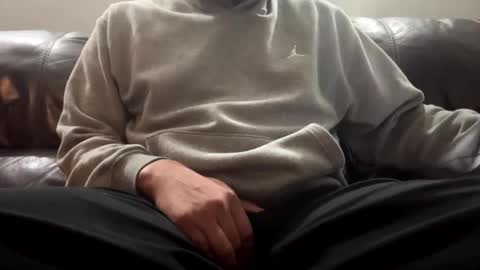 Snapshot of slick2285 chatting on October 27, 2025, 7:12 am slick2285 online show from October 27, 2025, 7:12 am