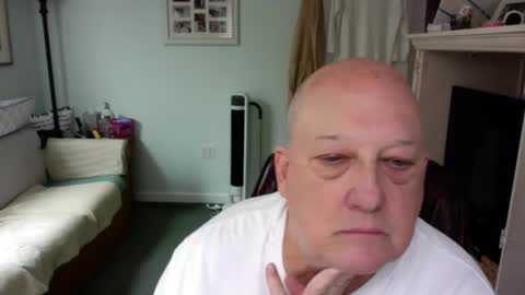 slick50000 online show from February 26, 2026, 7:46 pm