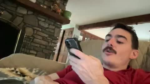 Snapshot of slickmass chatting on November 11, 2025, 5:24 pm SlickMass online show from November 11, 2025, 5:24 pm