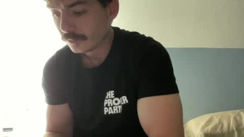 Snapshot of slickmass chatting on June 24, 2026, 2:32 am SlickMass online show from June 24, 2026, 2:32 am