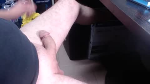 sliderguy699 online show from February 19, 2026, 3:02 am