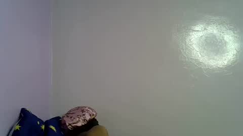 Alicia online show from September 29, 2025, 10:36 pm