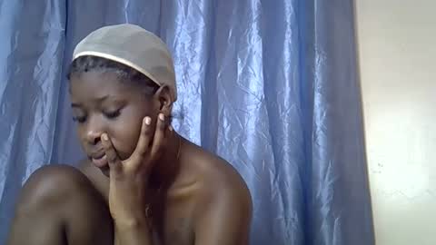 Alicia online show from November 14, 2025, 5:28 am