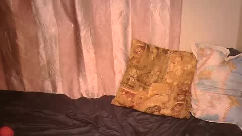 slim_byb online show from May 9, 2026, 9:53 pm