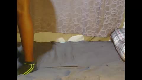 slim_girl01 online show from September 10, 2025, 1:55 pm