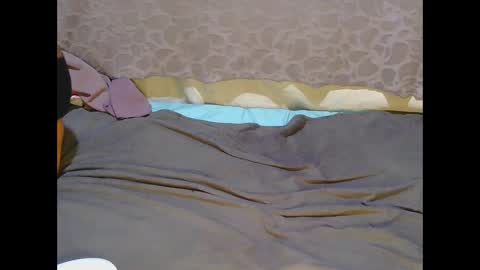 slim_girl01 online show from January 15, 2026, 7:24 am