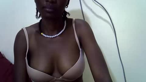 Snapshot of slim_kiteey chatting on June 10, 2026, 10:19 pm slim_kiteey online show from June 10, 2026, 10:19 pm