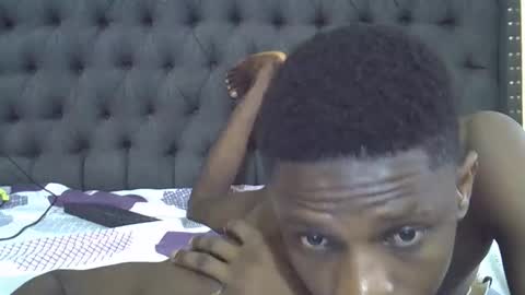 slim long01 online show from April 19, 2026, 8:46 am