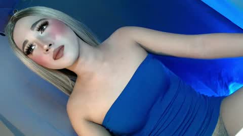 Snapshot of slim_nathalia chatting on July 7, 2026, 1:59 pm slim_nathalia online show from July 7, 2026, 1:59 pm