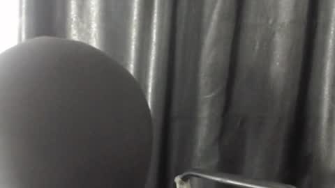 Snapshot of slim_pearls chatting on November 22, 2025, 8:57 am Teddy online show from November 22, 2025, 8:57 am