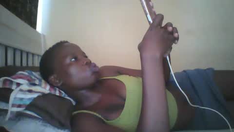 slim_petite_ebony online show from December 17, 2024, 11:49 am