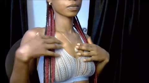 Alice online show from November 20, 2025, 7:46 pm