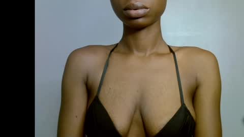 Snapshot of slim_petitqueen chatting on April 26, 2026, 6:44 am Alice online show from April 26, 2026, 6:44 am