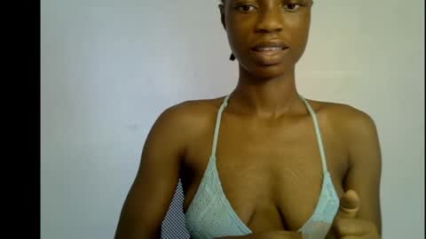 Snapshot of slim_petitqueen chatting on April 30, 2026, 8:09 am Alice online show from April 30, 2026, 8:09 am
