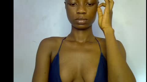 Snapshot of slim_petitqueen chatting on May 27, 2026, 7:05 am Alice online show from May 27, 2026, 7:05 am