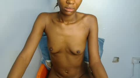 Snapshot of slim_wetpussyy chatting on June 29, 2026, 6:08 am Bella online show from June 29, 2026, 6:08 am
