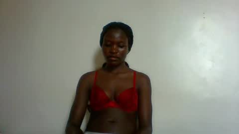 slimdiva online show from September 23, 2025, 2:42 pm