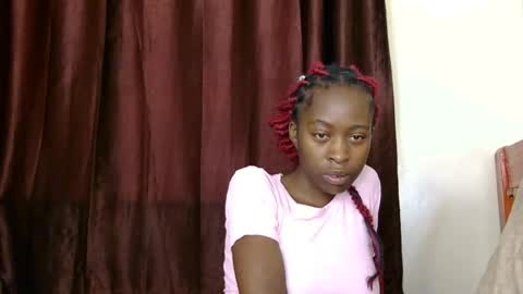 Snapshot of slimdoll2 chatting on July 26, 2026, 11:39 am slimdoll2 online show from July 26, 2026, 11:39 am