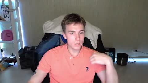 Snapshot of slippery_baby chatting on July 8, 2026, 8:57 pm Mila online show from July 8, 2026, 8:57 pm
