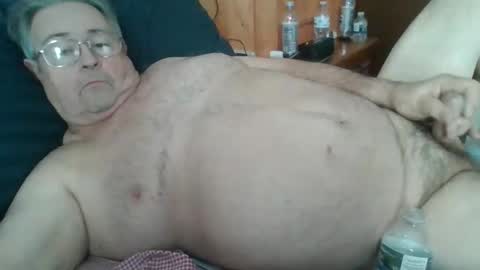 Snapshot of slippery_duck chatting on February 25, 2026, 5:22 pm slippery_duck online show from February 25, 2026, 5:22 pm