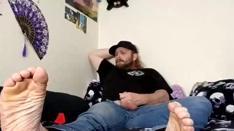 Snapshot of slobberycocklove chatting on May 24, 2026, 11:54 pm Mr King Feet 69 online show from May 24, 2026, 11:54 pm