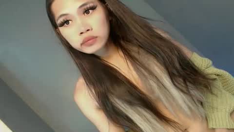 slut4attention online show from April 19, 2026, 6:02 am