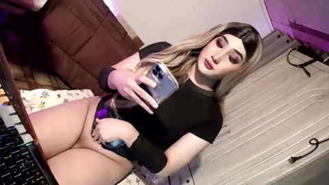 Nathalie online show from May 22, 2026, 7:59 am