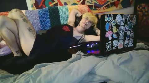 Snapshot of slutcrust chatting on September 14, 2025, 9:58 pm slutcrust online show from September 14, 2025, 9:58 pm