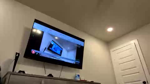 slutforu100 online show from October 22, 2025, 10:42 pm