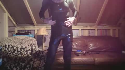 slutjennifertransxx online show from January 17, 2026, 3:00 am