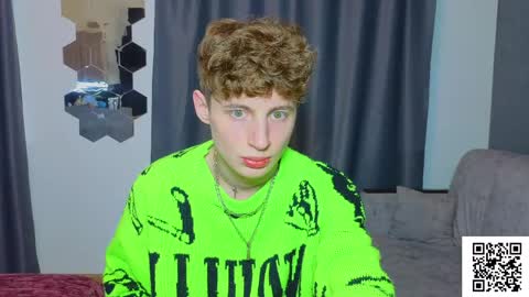 Snapshot of sluttsavage chatting on May 17, 2026, 7:17 am sluttsavage online show from May 17, 2026, 7:17 am