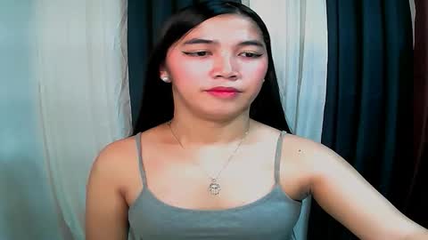 Snapshot of slutty_gretha chatting on October 26, 2025, 12:00 pm Gretha online show from October 26, 2025, 12:00 pm