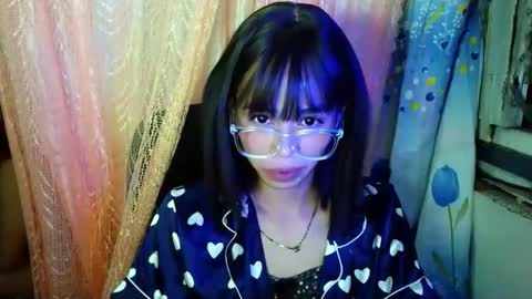 sluttypatotie online show from May 23, 2026, 4:44 pm