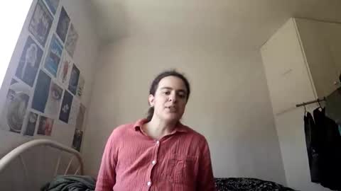 Snapshot of sluttysuzie17 chatting on April 24, 2026, 12:18 pm SluttySuzie17 online show from April 24, 2026, 12:18 pm
