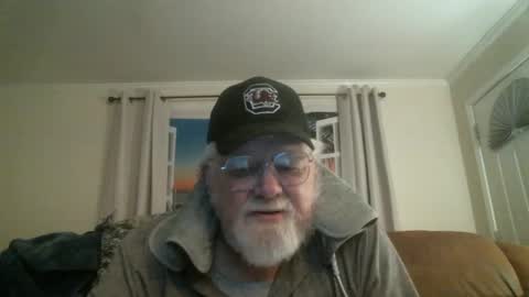Snapshot of slydevil_sc chatting on January 15, 2026, 3:44 am Sly online show from January 15, 2026, 3:44 am