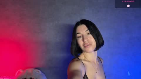 Melani online show from April 13, 2026, 7:41 pm