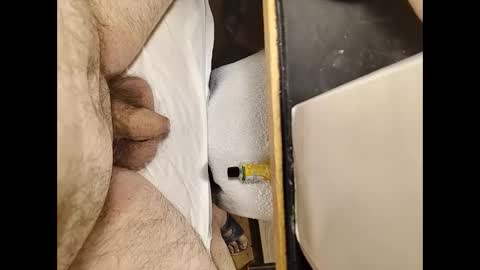 Snapshot of small_1986 chatting on December 20, 2024, 1:47 am transmisin gratuita bajo demanda  free broadcast on demand online show from December 20, 2024, 1:47 am