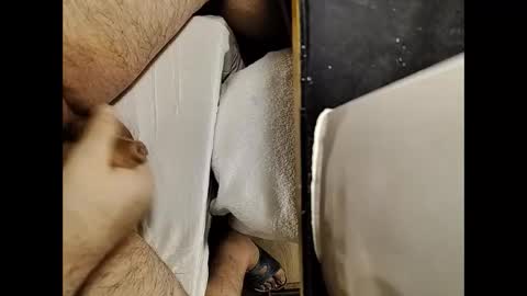 Snapshot of small_1986 chatting on December 31, 2024, 2:51 am transmisin gratuita bajo demanda  free broadcast on demand online show from December 31, 2024, 2:51 am