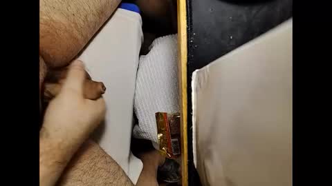 Snapshot of small_1986 chatting on January 9, 2025, 12:25 am transmisin gratuita bajo demanda  free broadcast on demand online show from January 9, 2025, 12:25 am