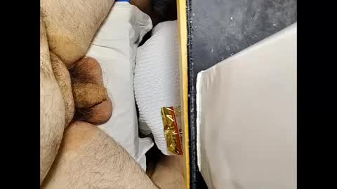 Snapshot of small_1986 chatting on January 9, 2025, 3:26 am transmisin gratuita bajo demanda  free broadcast on demand online show from January 9, 2025, 3:26 am