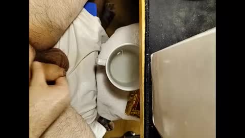 Snapshot of small_1986 chatting on January 19, 2025, 1:32 am transmisin gratuita bajo demanda  free broadcast on demand online show from January 19, 2025, 1:32 am