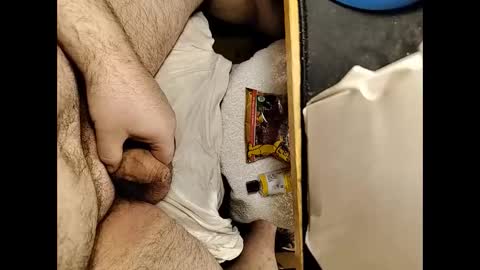 Snapshot of small_1986 chatting on January 27, 2025, 7:35 am transmisin gratuita bajo demanda  free broadcast on demand online show from January 27, 2025, 7:35 am