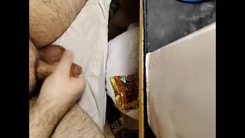 Snapshot of small_1986 chatting on February 20, 2025, 3:01 am transmisin gratuita bajo demanda  free broadcast on demand online show from February 20, 2025, 3:01 am