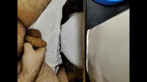 Snapshot of small_1986 chatting on February 22, 2025, 1:00 am transmisin gratuita bajo demanda  free broadcast on demand online show from February 22, 2025, 1:00 am