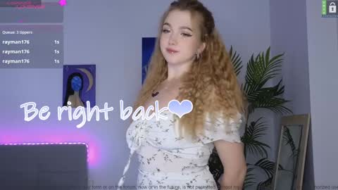 Emily online show from December 9, 2024, 1:18 am