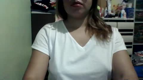 Lovewella online show from February 6, 2025, 6:56 pm