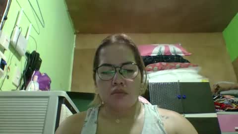 Snapshot of small_boobs59 chatting on May 16, 2026, 7:38 am Lovewella online show from May 16, 2026, 7:38 am