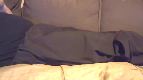 smallandshy1980 online show from January 11, 2026, 8:41 am